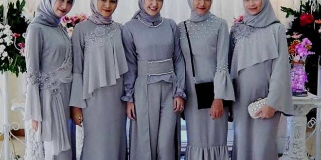 4 Model Kebaya Hijab Brokat Simple Modern